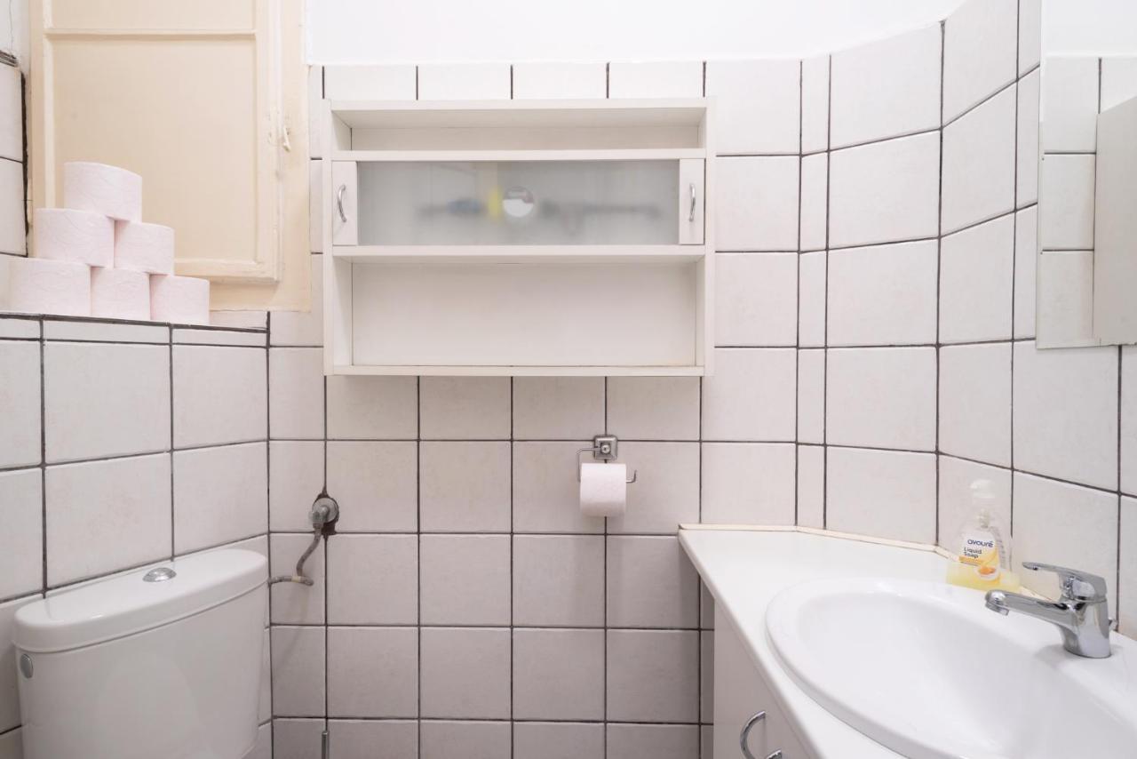 Kiraly Central Apartment With Free Parking And Ac Budapest Eksteriør billede